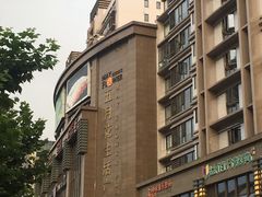 -五月花生活广场