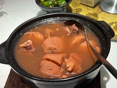 -五稻厨房粤西菜(新闻店)
