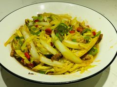 咸肉娃娃菜-丁里羊肉小镇(天鹅湖总店)