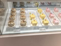 -好利来(上海长宁龙之梦店)