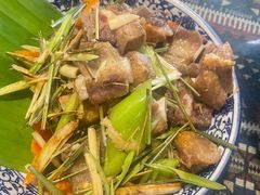 -蜗牛小馆醉乡民谣云南菜(惠新西里店)