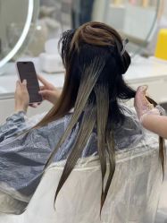 -十六番发型师事务所