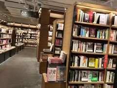 -茑屋书店(天目里店)