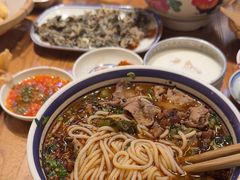 -云阿蛮云南生烫牛肉米线(奉贤路店)