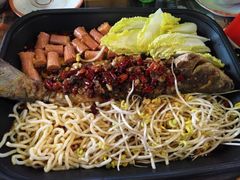 香辣纸包鱼-川渝窈妹纸包鱼·齐齐哈尔烤肉