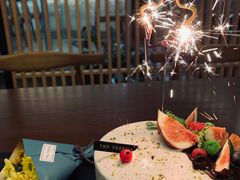 -小苍兰风铃草·礼物蛋糕(沈阳店)
