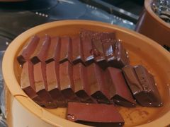 -龍歌自助小火锅(市南金茂湾店)