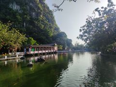 -星湖旅游景区七星岩