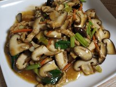 香菇肉丝-白水洋瓦罐(特房·五缘尚座店)