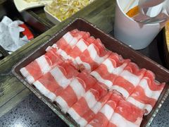 -宽板凳老灶火锅(台湾街店)