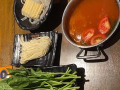 -呷哺呷哺 小火锅 (浦东新欧尚超市店)