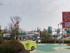 -季高兔窝窝亲子园(上海薰衣草公园店)