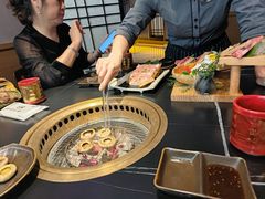 -山川小町·极番烧肉(新地假日广场店)