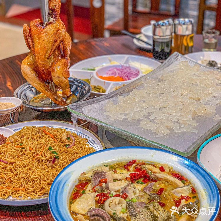 你没看错‼️在广州也能吃到正宗的顺德鱼生喔🐟