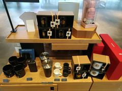 零售区-星巴克(成都东站店)