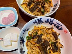 -李犟大爆鳝面·手工蟹黄包(湖滨西湖店)