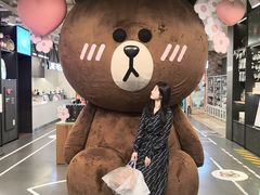 -LINE FRIENDS Garosu-gil Flagship Store