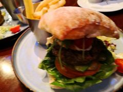 汉堡嘉年华-bluefrog蓝蛙(水游城店)