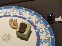 -肆月河豚·新淮扬菜·烤鸭(中关村店)