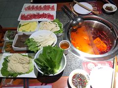 -麻辣英雄重庆火锅(陈江天益城店)
