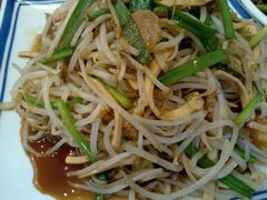 -八两八金·莱芜特色炒鸡(市南漳浦路店)
