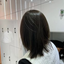 -妃格美发沙龙·烫发·染发