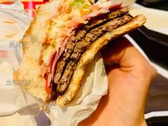 培根蔬萃双层牛堡套-麦当劳(龙阳路店)