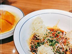 -有红鸡毛店·川菜(建设路店)