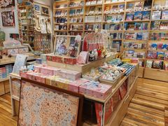 -猫的天空之城概念书店(印象城购物中心店)
