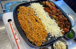 First Snow Melted Cheese Chuncheon Chicken