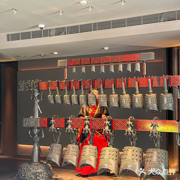 在省博这家湖北菜！吃到了越王勾践剑