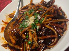 -滩外滩·本帮江浙菜(新天地店)