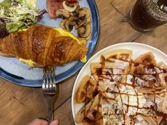 香蕉脆果仁华夫饼-西关84·History·Art·Cafe