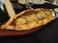 牛肉奶酪皮塔饼-Efes Turkish & Mediterranean Cuisine 艾菲斯餐厅(陆家嘴店)