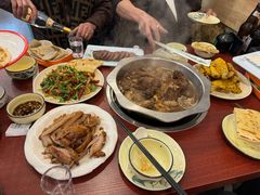 -聚首堂·特色小吃·肘子(什刹海德胜门店)