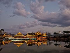 -东南亚风情赶摆街夜市