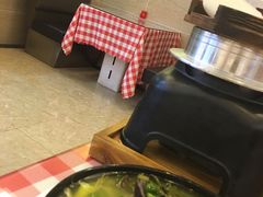 -鲁班小馆(政四街店)