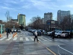 -北京市海淀医院-停车场