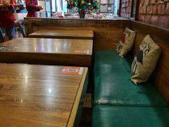 -玛格萝妮(汇智国际商业中心店)