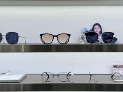 -视野联行眼镜蔡司·依视路官方授权店(顺城店)