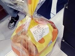 -光明牛奶棚(南泉店)