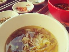 原汤哨子面-乡党臊子面(丰庆公园店)