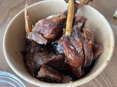 -王浩儿纪六孃甜皮鸭(乐山总店)