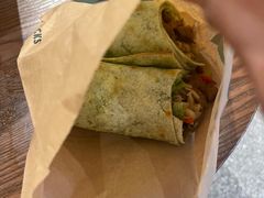 秘汁牛肉鲜蔬卷-星巴克臻选(南京艾尚天地店)