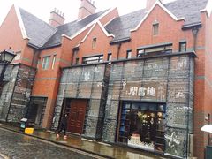 -钟书阁(松江泰晤士小镇店)