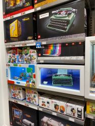 -乐高授权专卖店(朝阳大悦城店)
