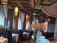 -八府香鸭·啫啫煲(华山路店)