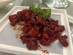 红酒黑椒牛仔粒-新名仕(仙霞路店)