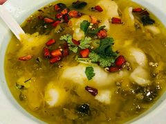 酸菜鱼火锅-亢龙太子酒轩(东湖店)