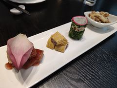 龙井三品-柒园·三十年创意杭帮菜(龙湖滨江天街店)